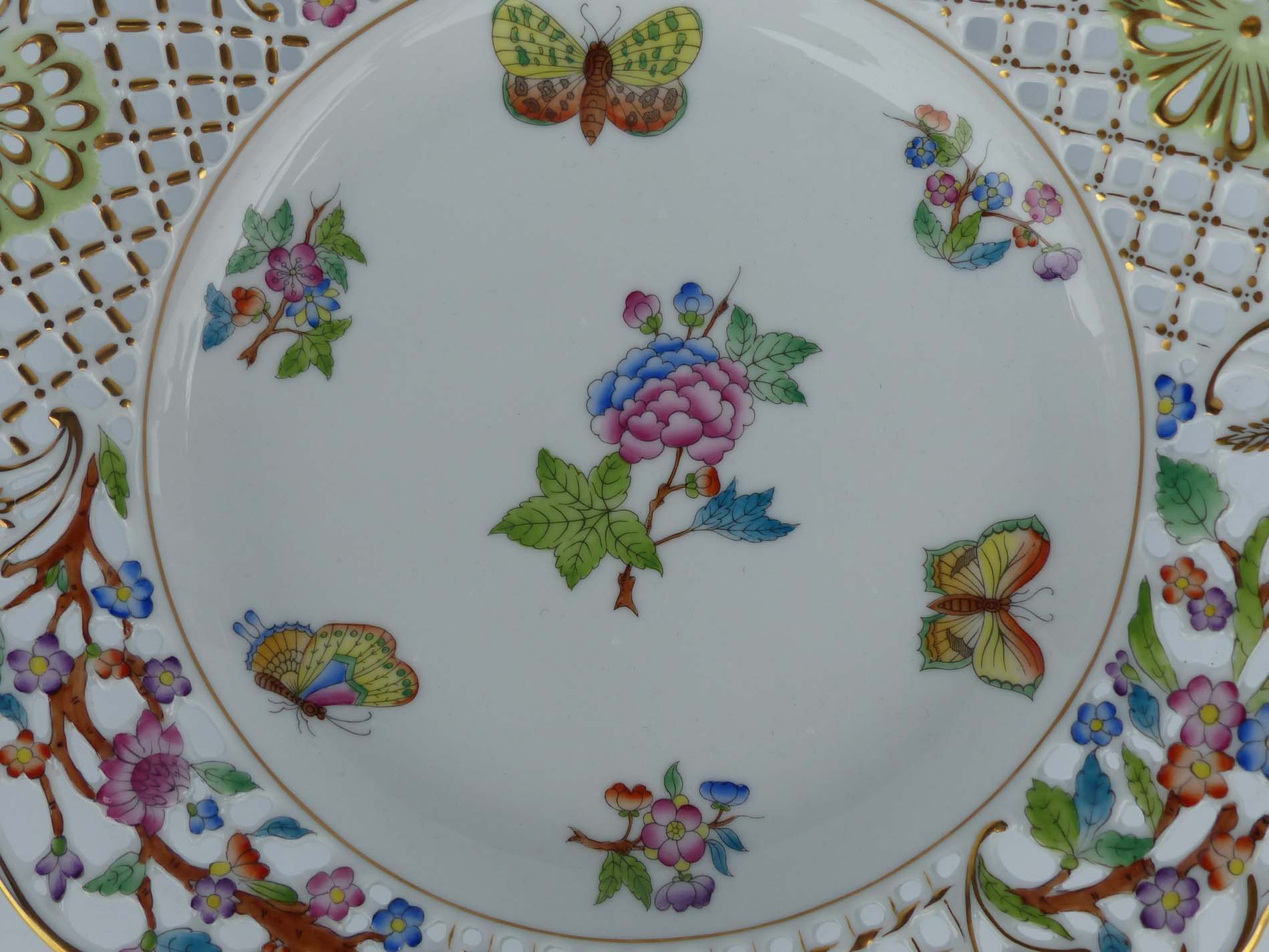 Vintage Herend Hungary Handpainted Plate Modernism